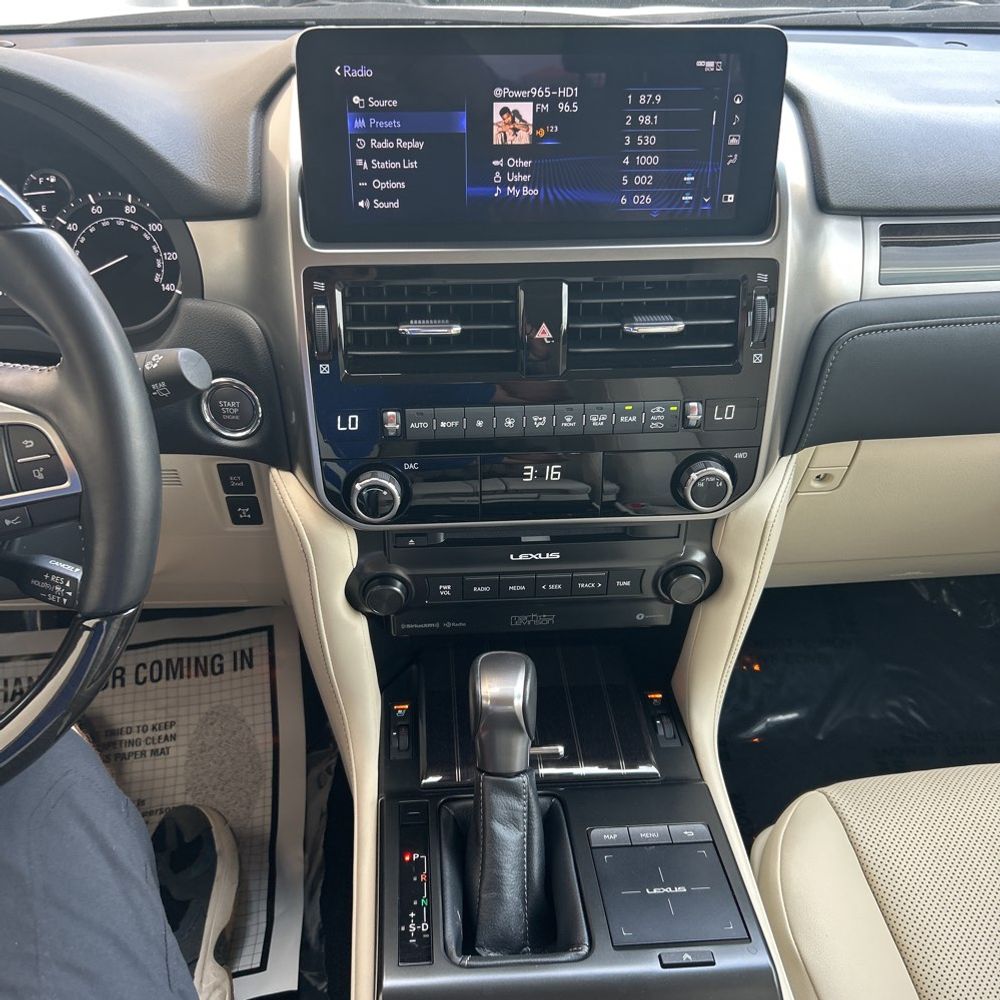 2023 Lexus GX 460 Base