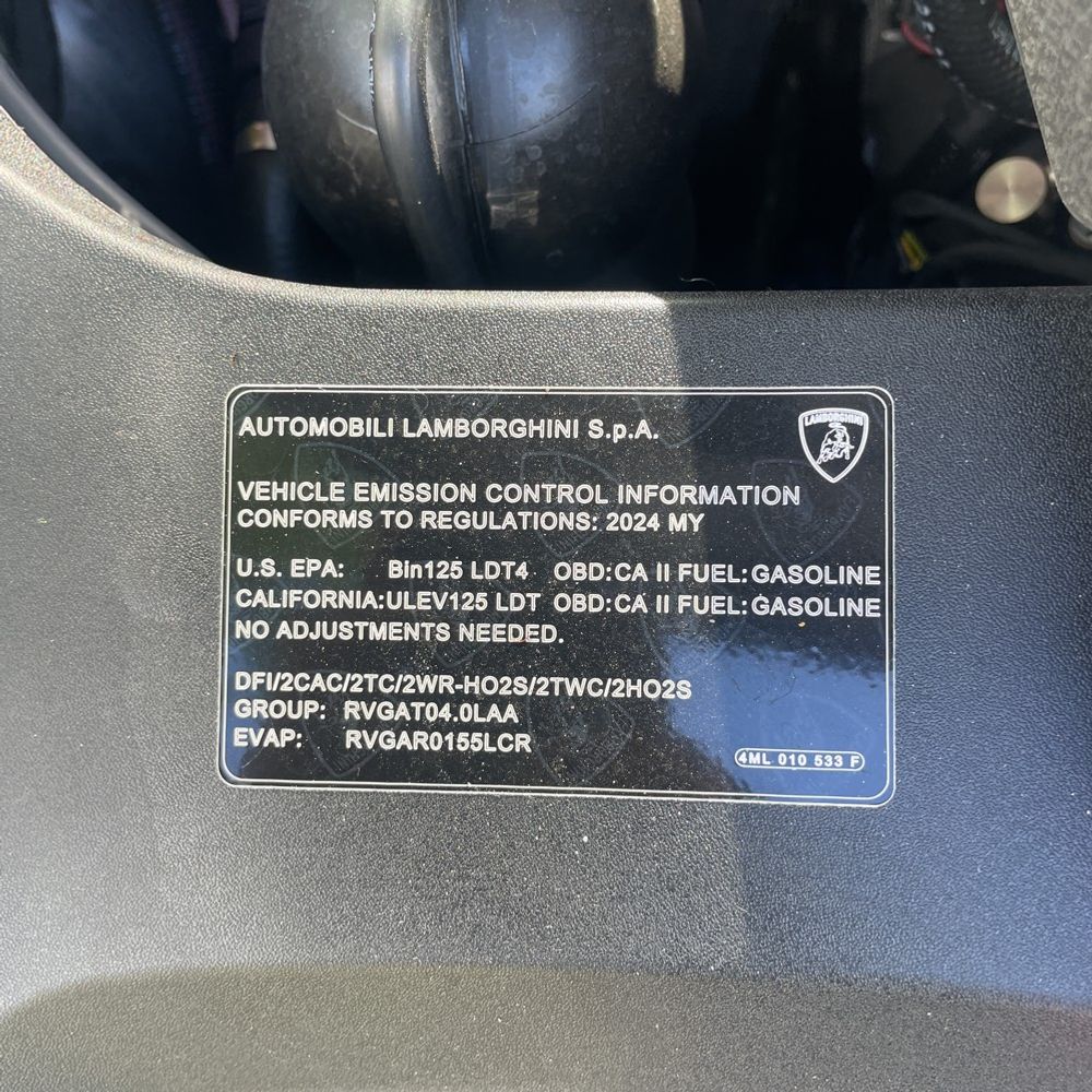 2024 Lamborghini Urus S