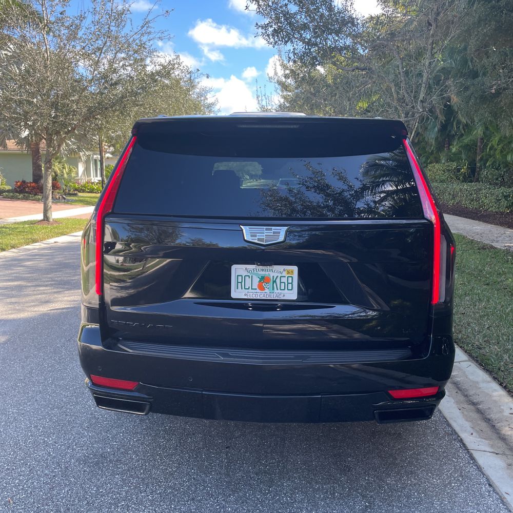 2024 Cadillac Escalade ESV Sport