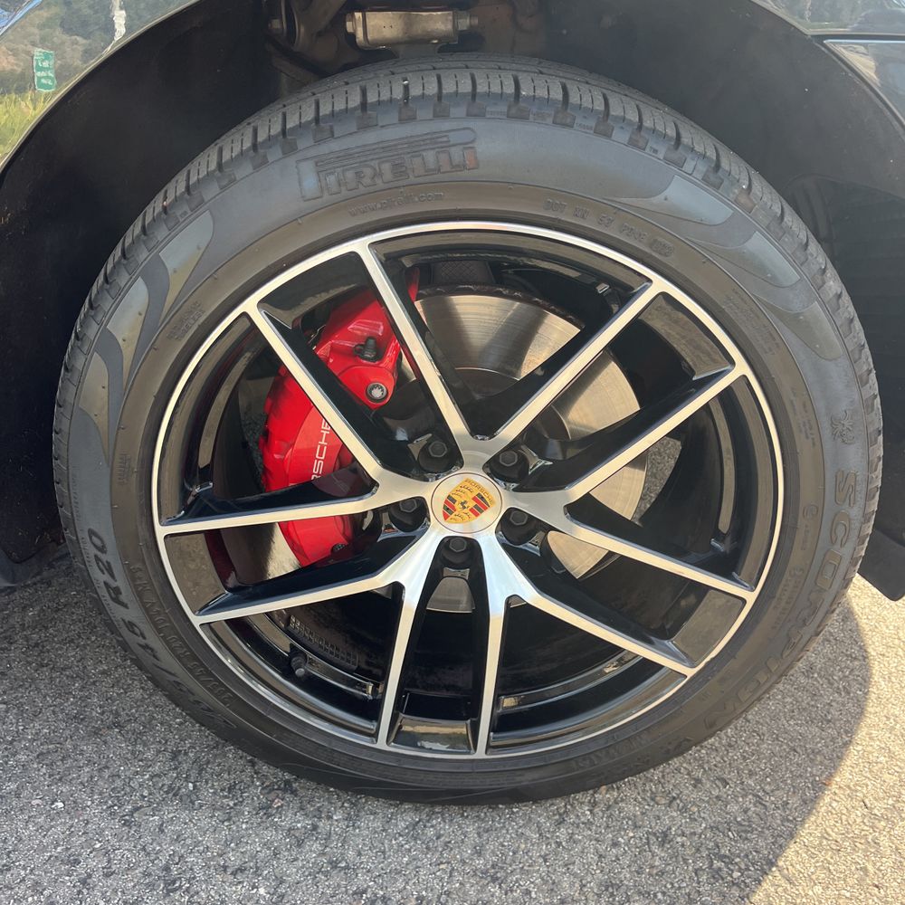 2024 Porsche Macan S