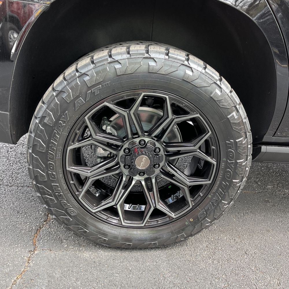 2025 GMC Yukon AT4 Ultimate