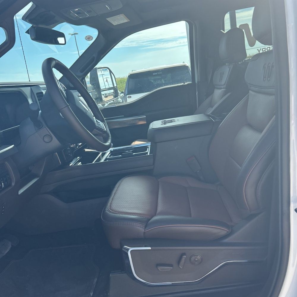 2025 Ford F-450 Super Duty King Ranch