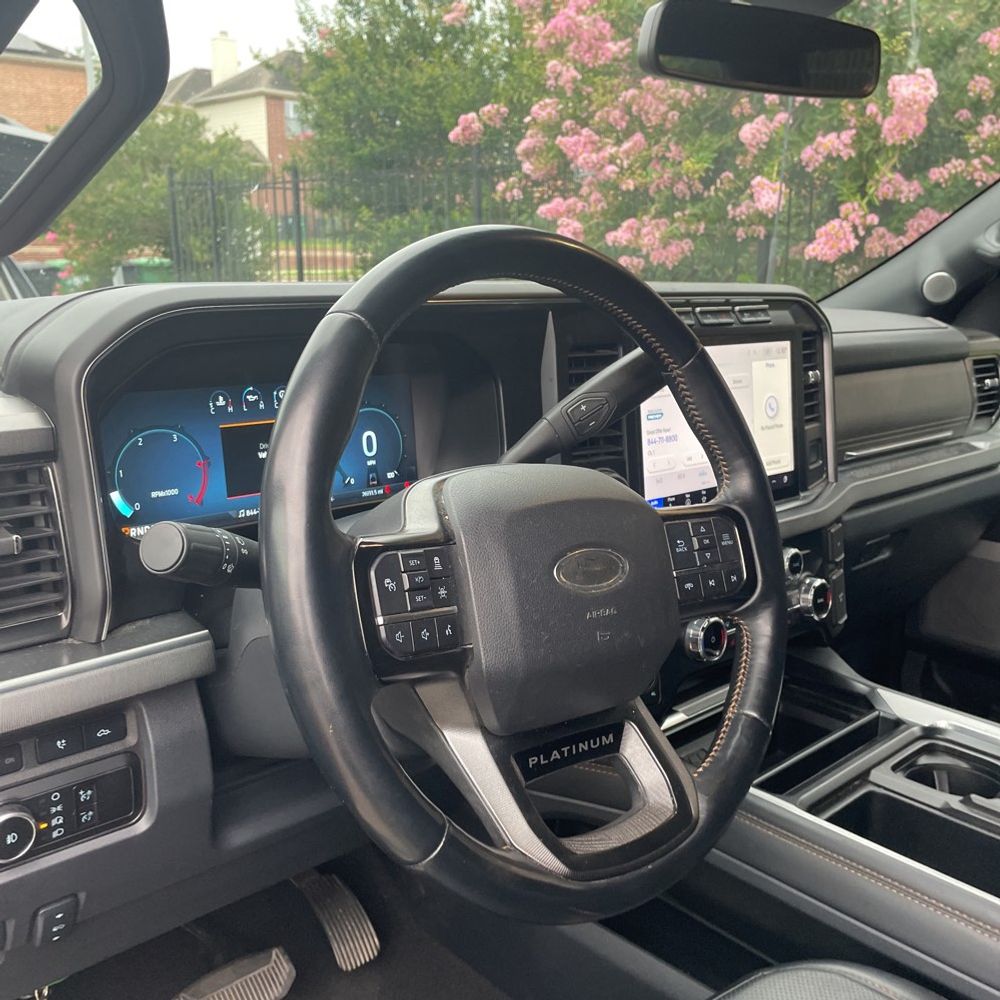 2023 Ford F-350 Super Duty Platinum