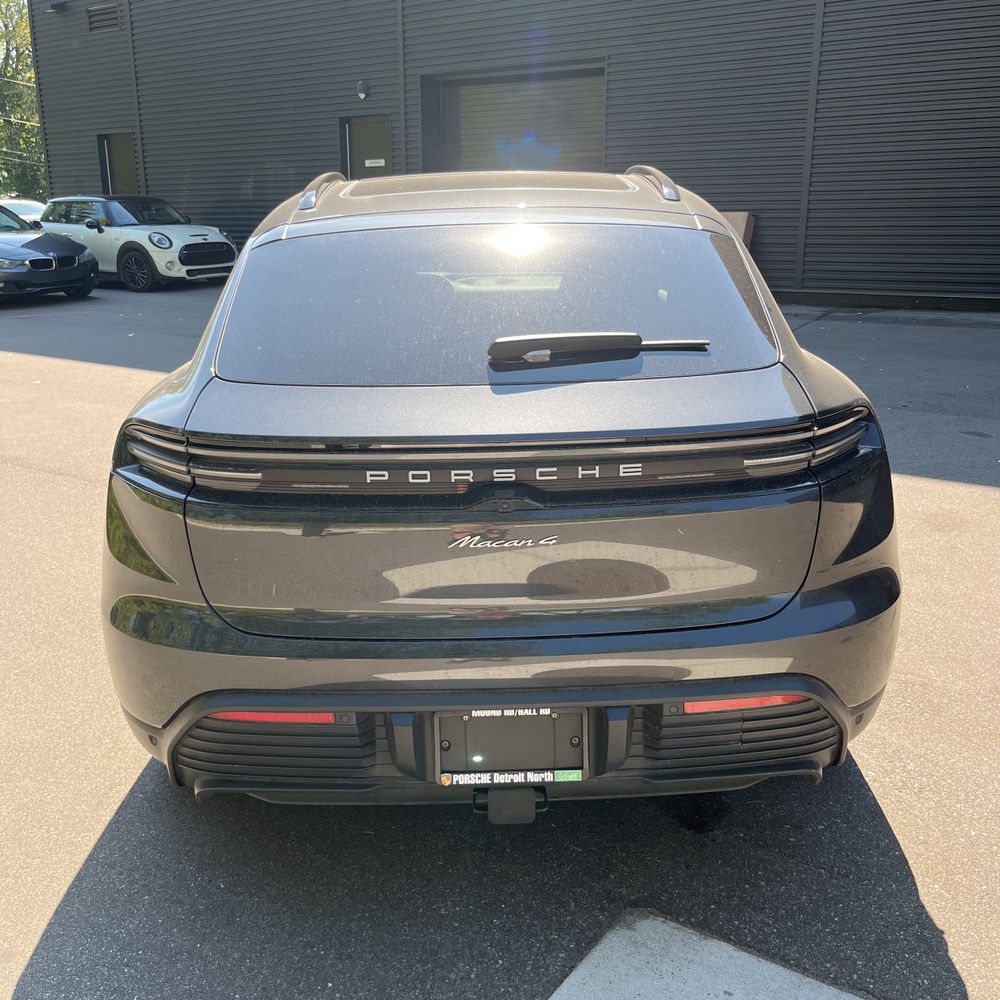 2024 Porsche Macan EV 4