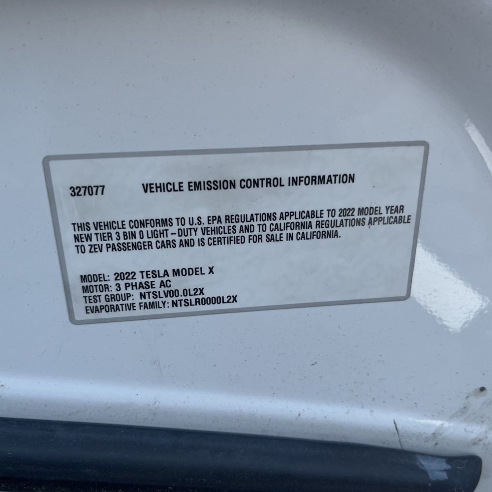 2022 Tesla Model X Base