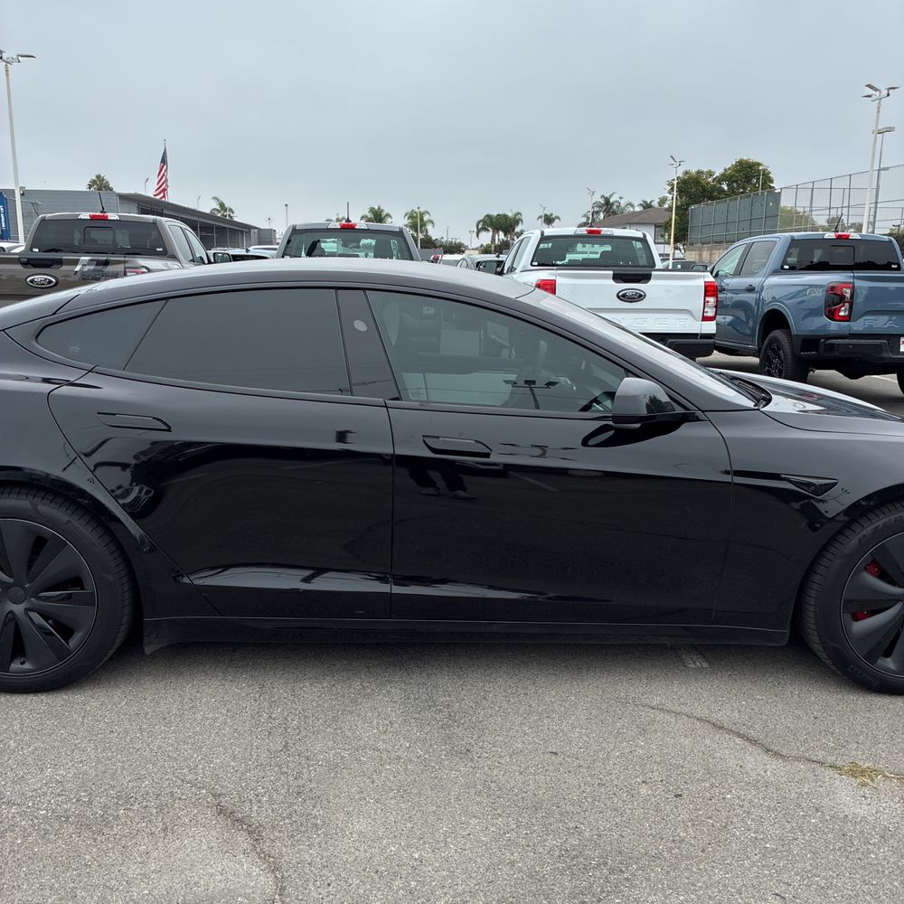 2023 Tesla Model S Plaid
