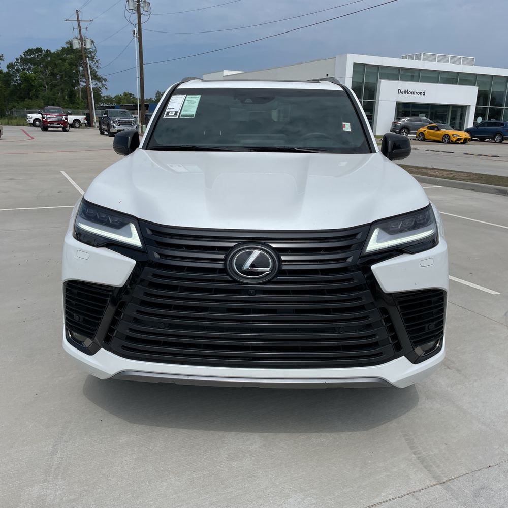 2024 Lexus LX 600 Luxury