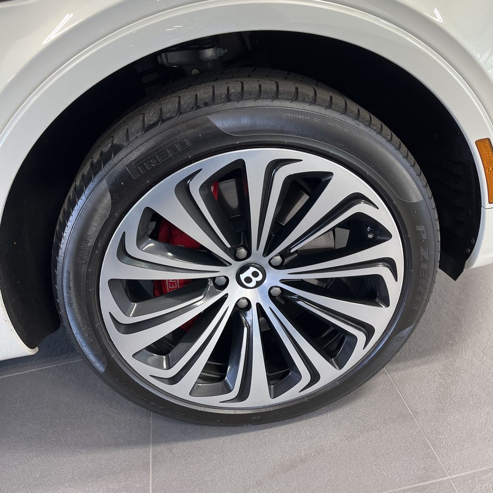2021 Bentley Bentayga V8