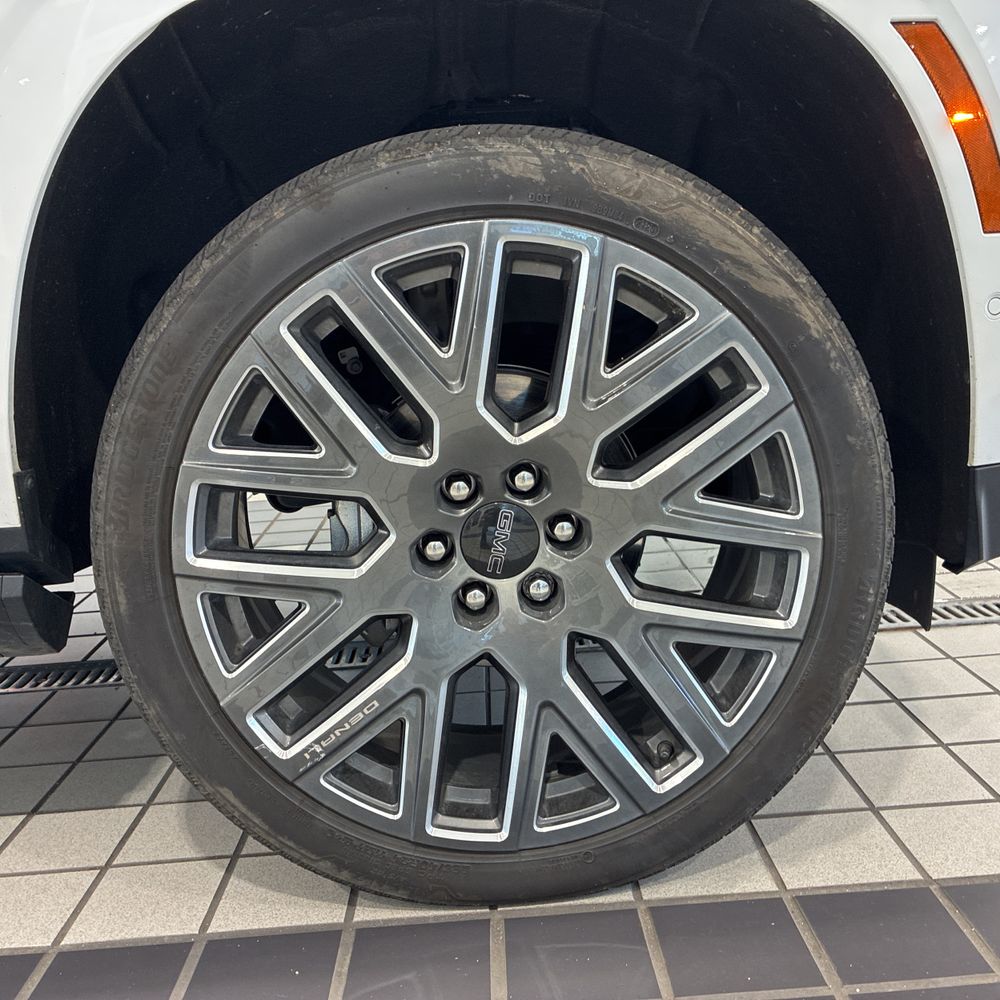 2025 GMC Yukon XL Denali Ultimate
