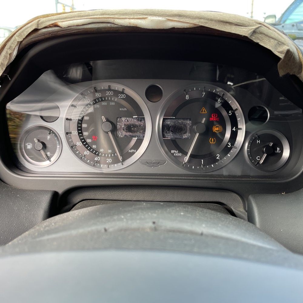 2005 Aston Martin DB9 Volante