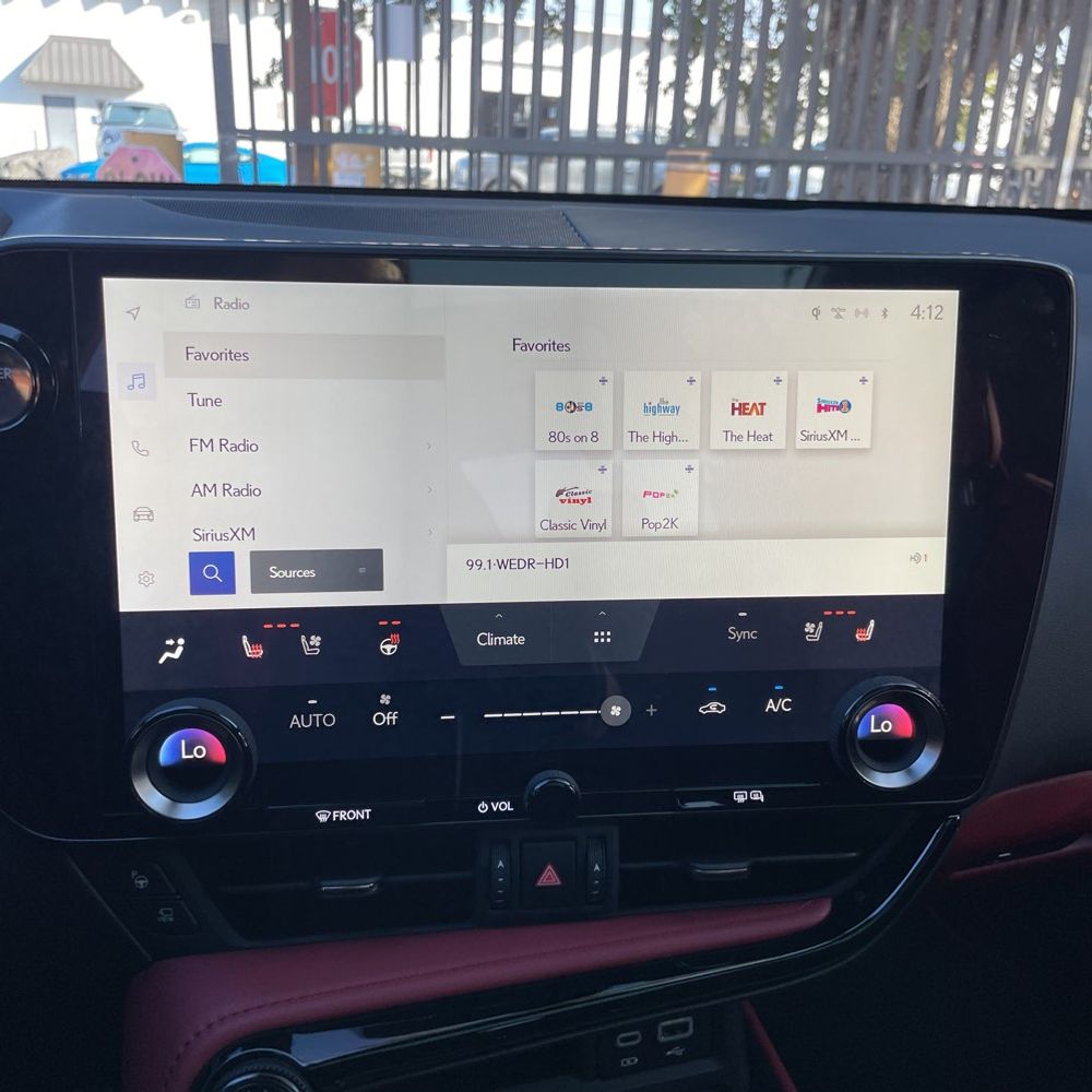 2025 Lexus NX 450h+ F SPORT Handling