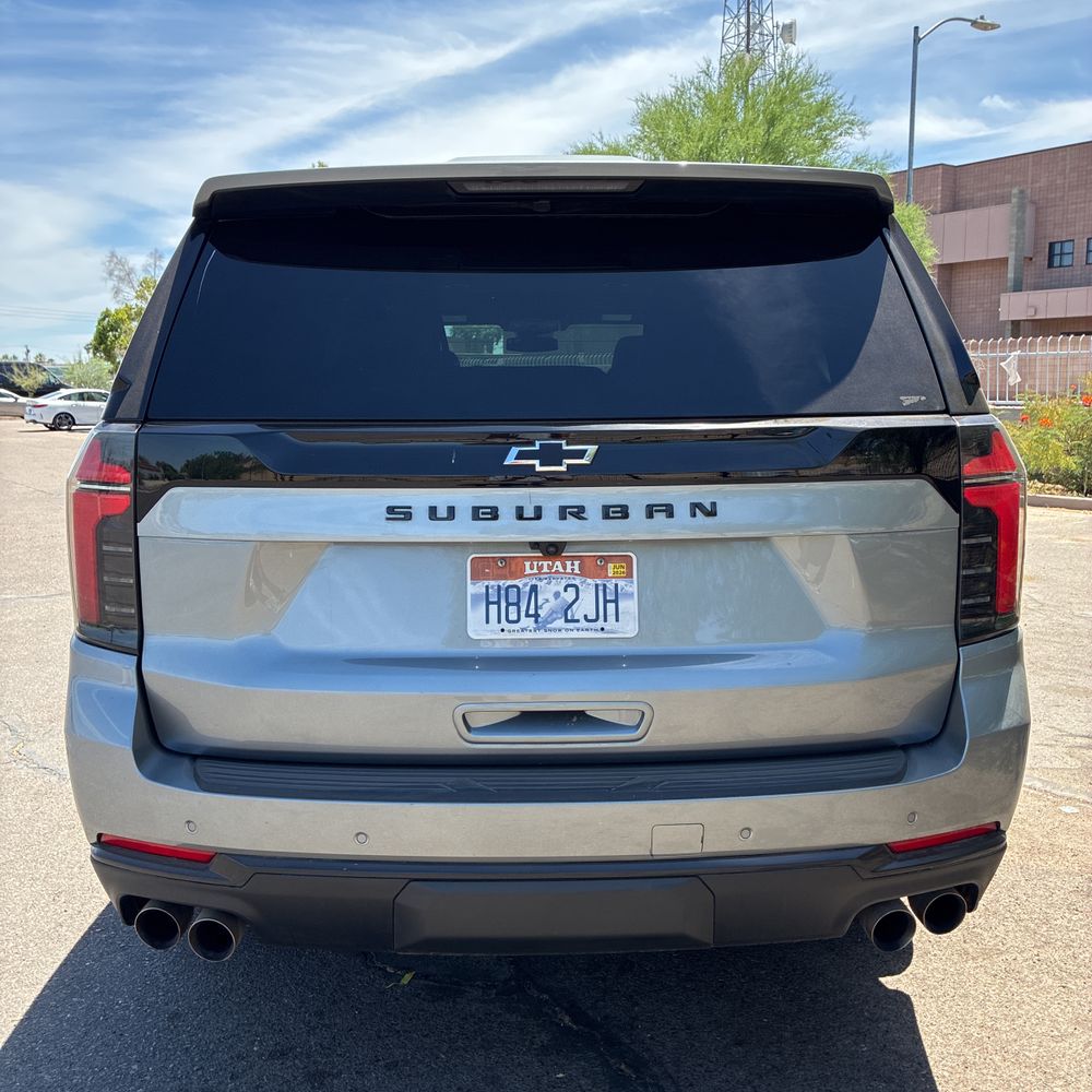 2025 Chevrolet Suburban Z71