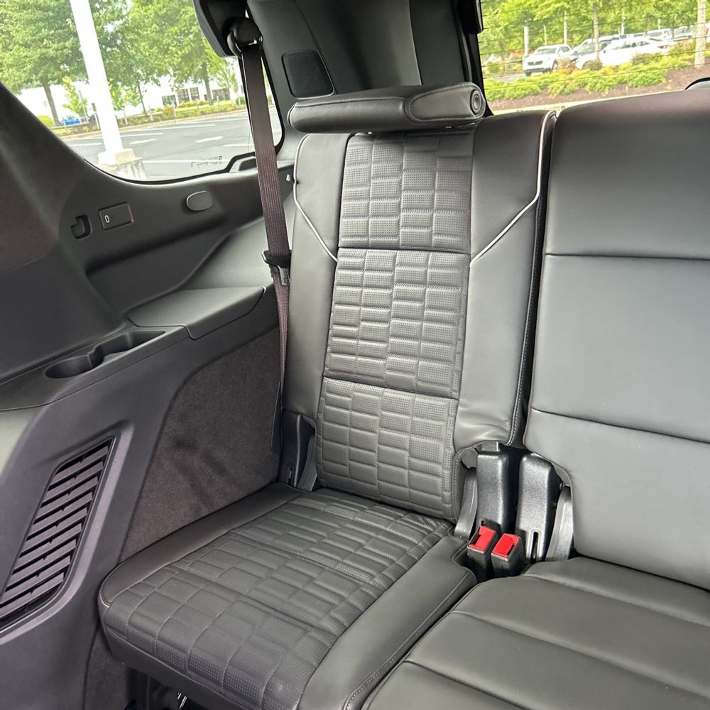 2025 Cadillac Escalade Sport Platinum