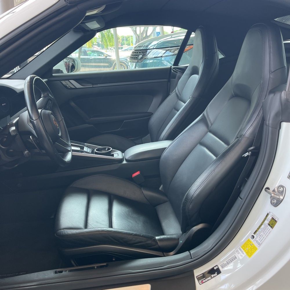 2020 Porsche 911 Carrera 4S
