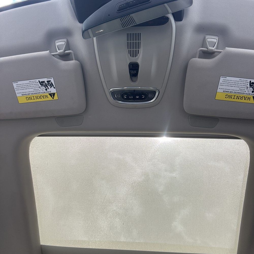 2021 Volvo XC90 T6 Inscription 7 Passenger