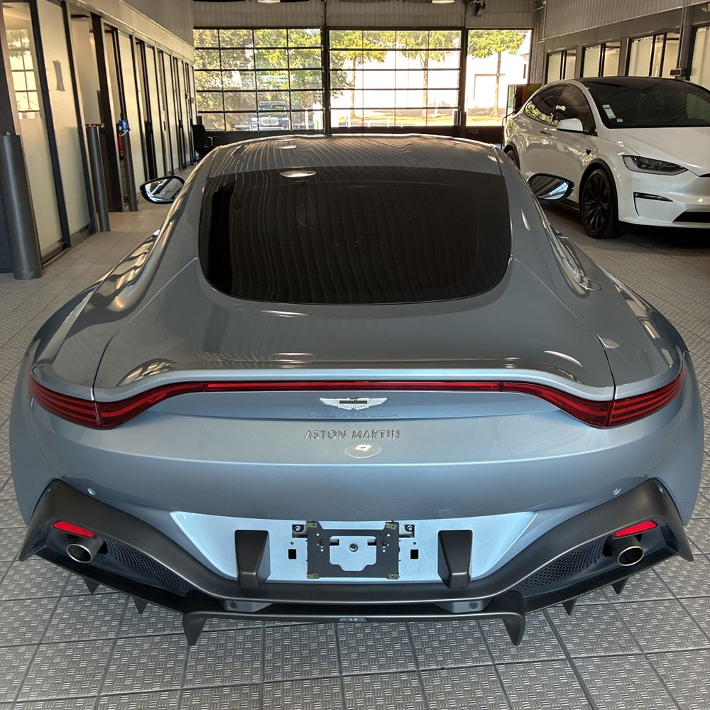 2020 Aston Martin Vantage