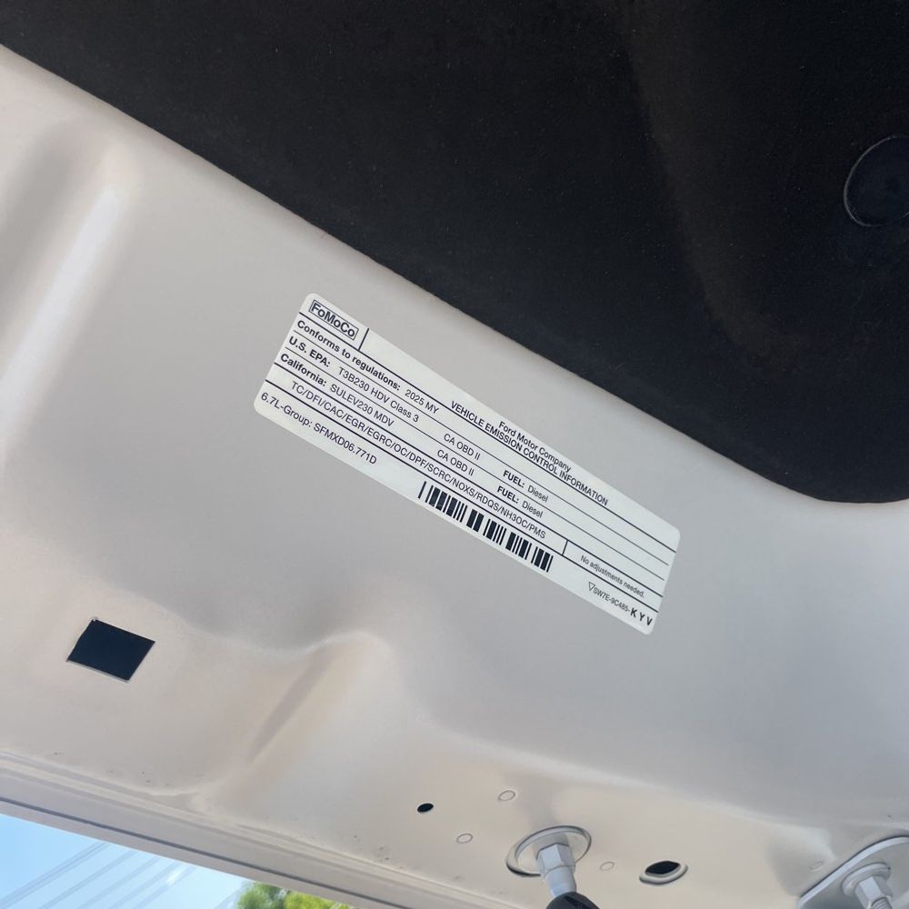 2025 Ford F-450 Super Duty Platinum