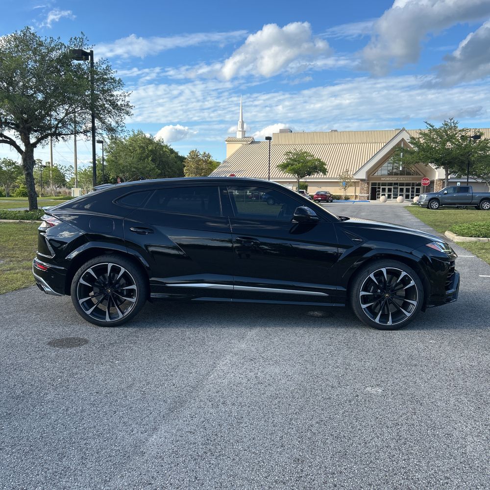 2019 Lamborghini Urus