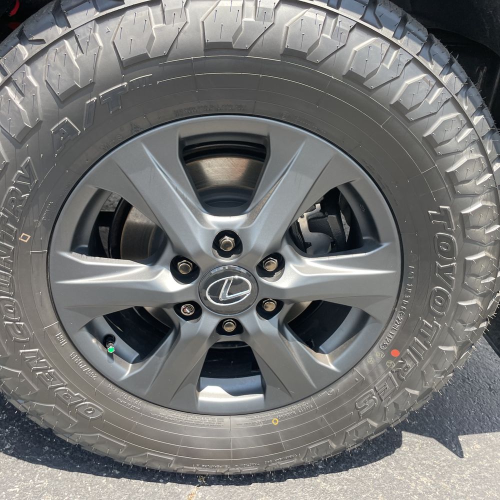 2025 Lexus LX 700h Overtrail