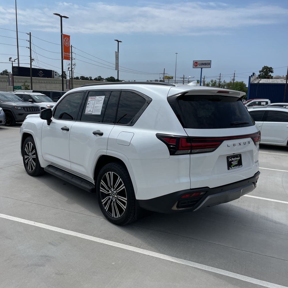 2024 Lexus LX 600 Luxury
