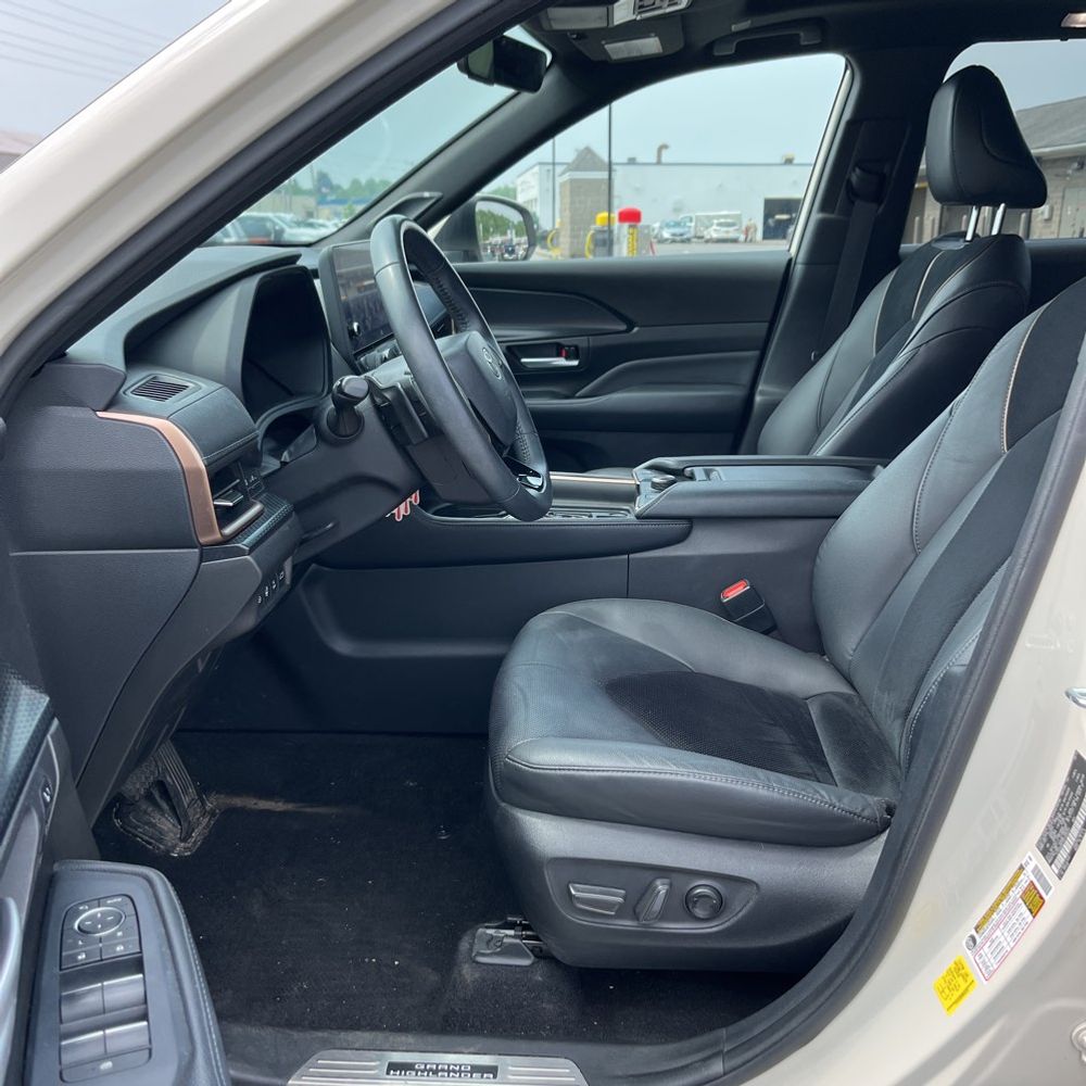 2024 Toyota Grand Highlander Hybrid MAX Limited