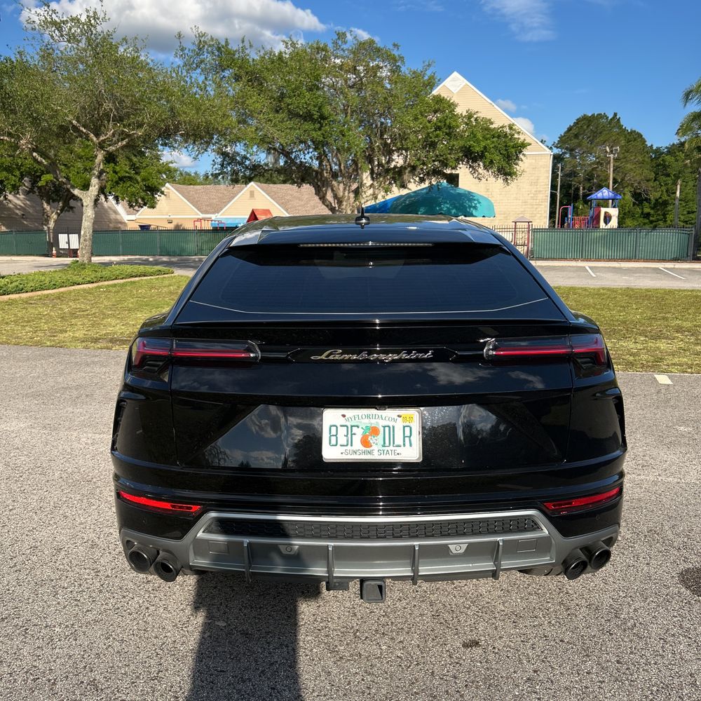 2019 Lamborghini Urus