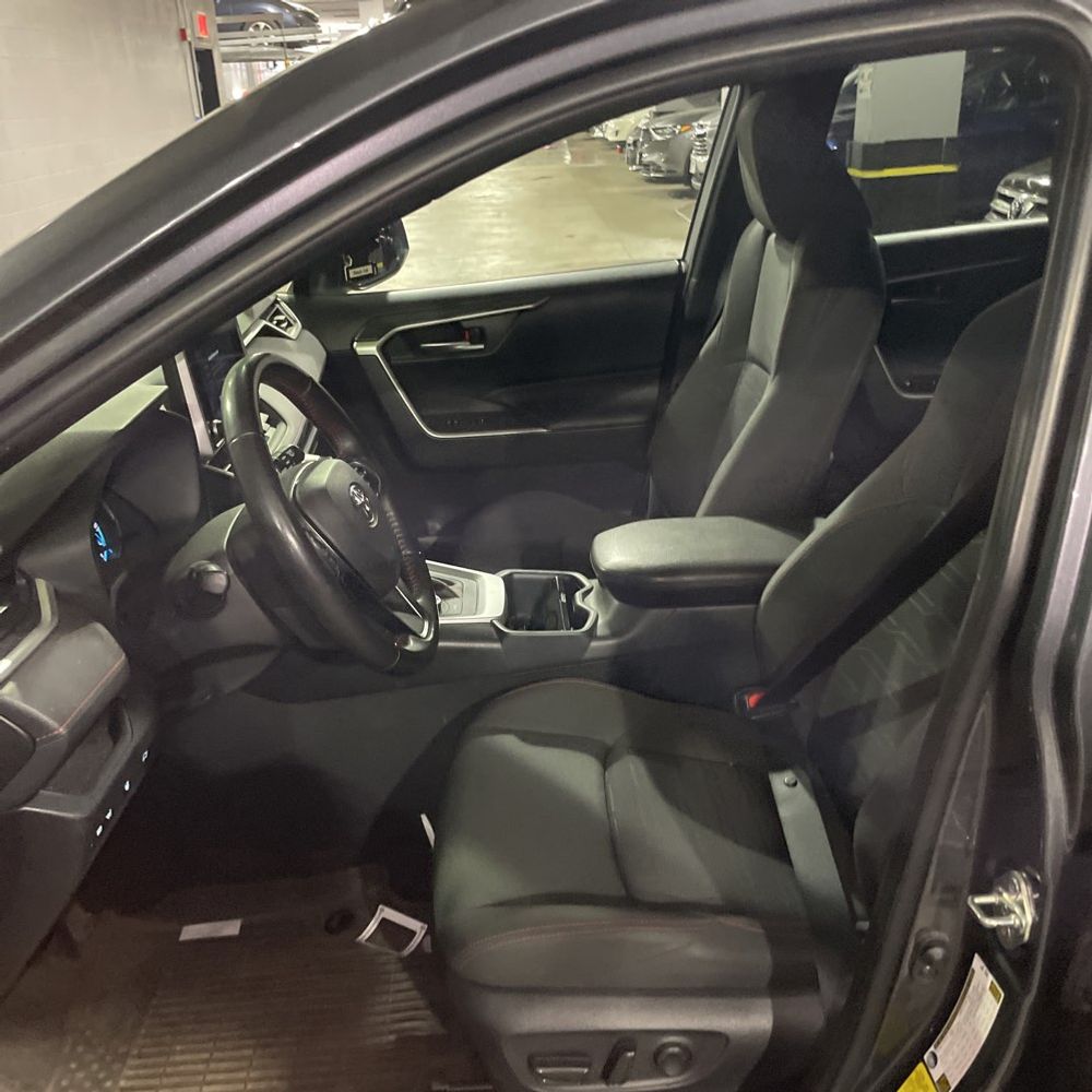 2024 Toyota RAV4 Prime SE