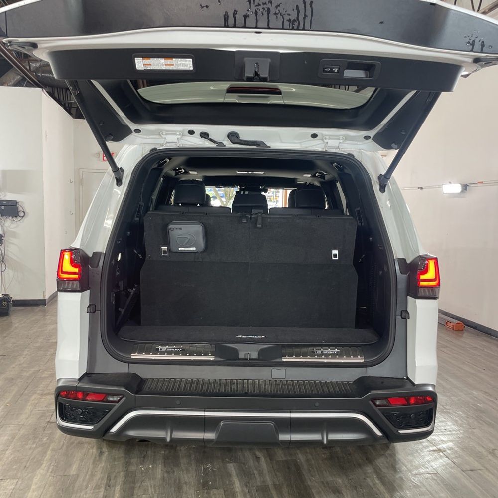 2024 Lexus LX 600 F SPORT Handling