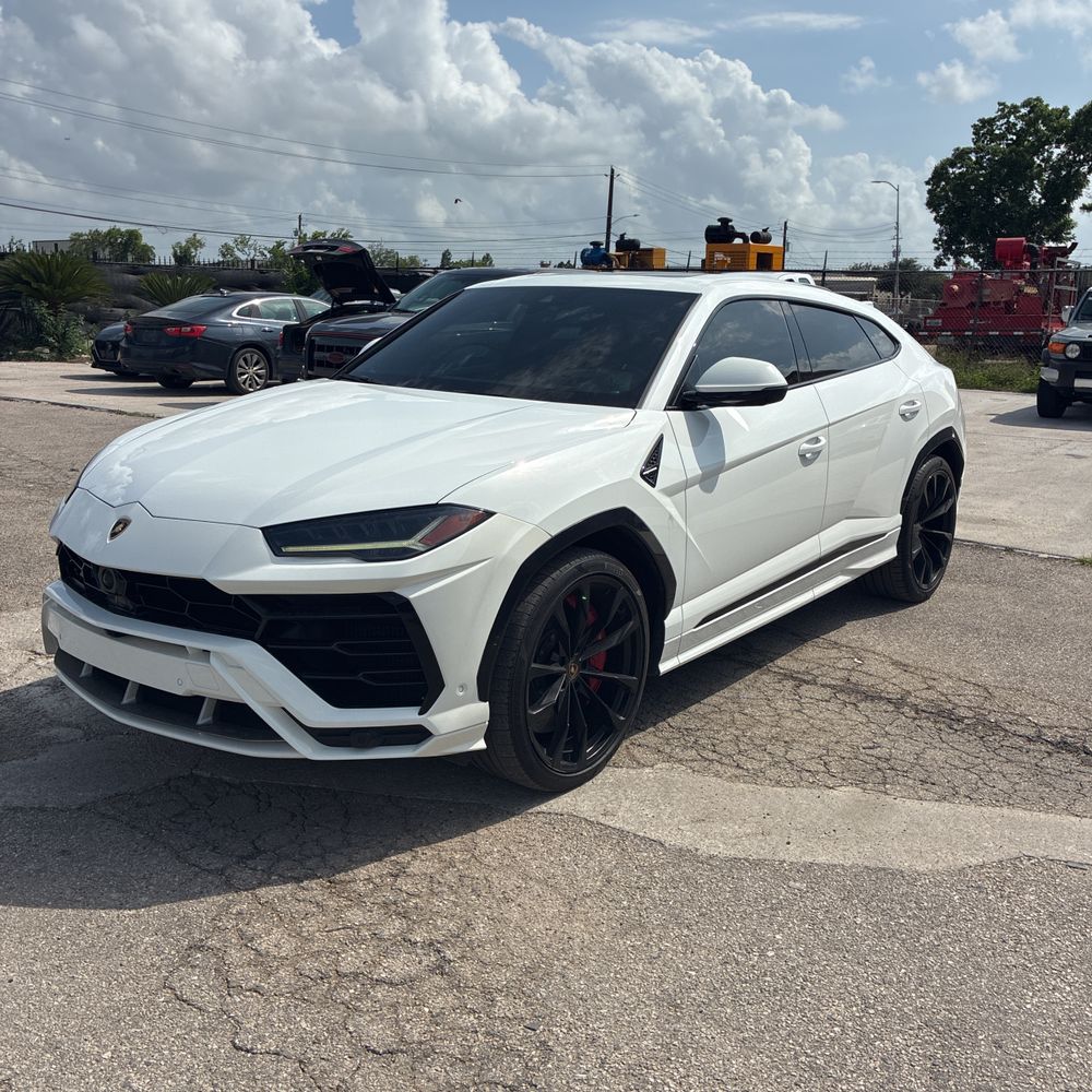 2020 Lamborghini Urus