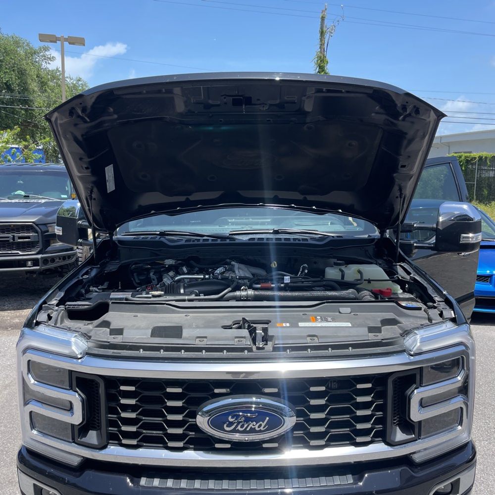 2023 Ford F-350 Super Duty Platinum