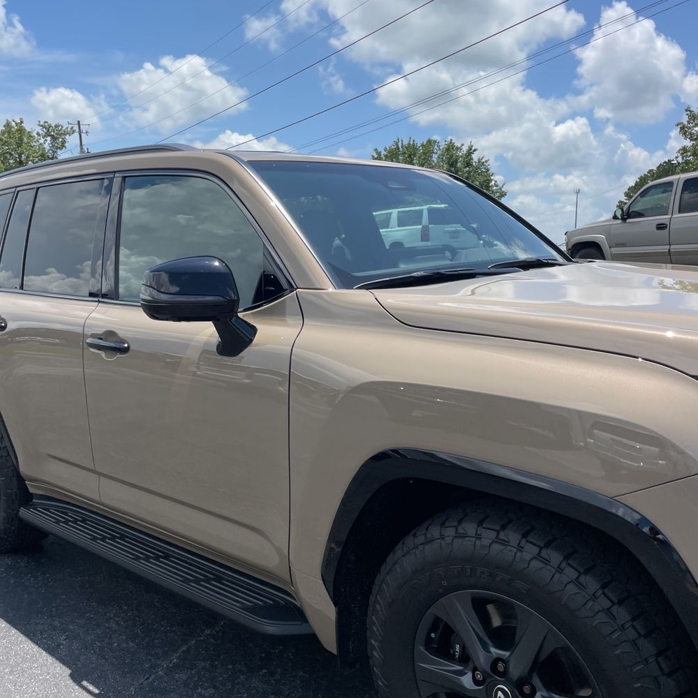 2025 Lexus LX 700h Overtrail
