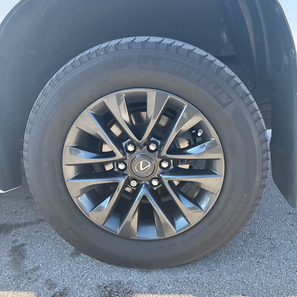 2023 Lexus GX 460 Base