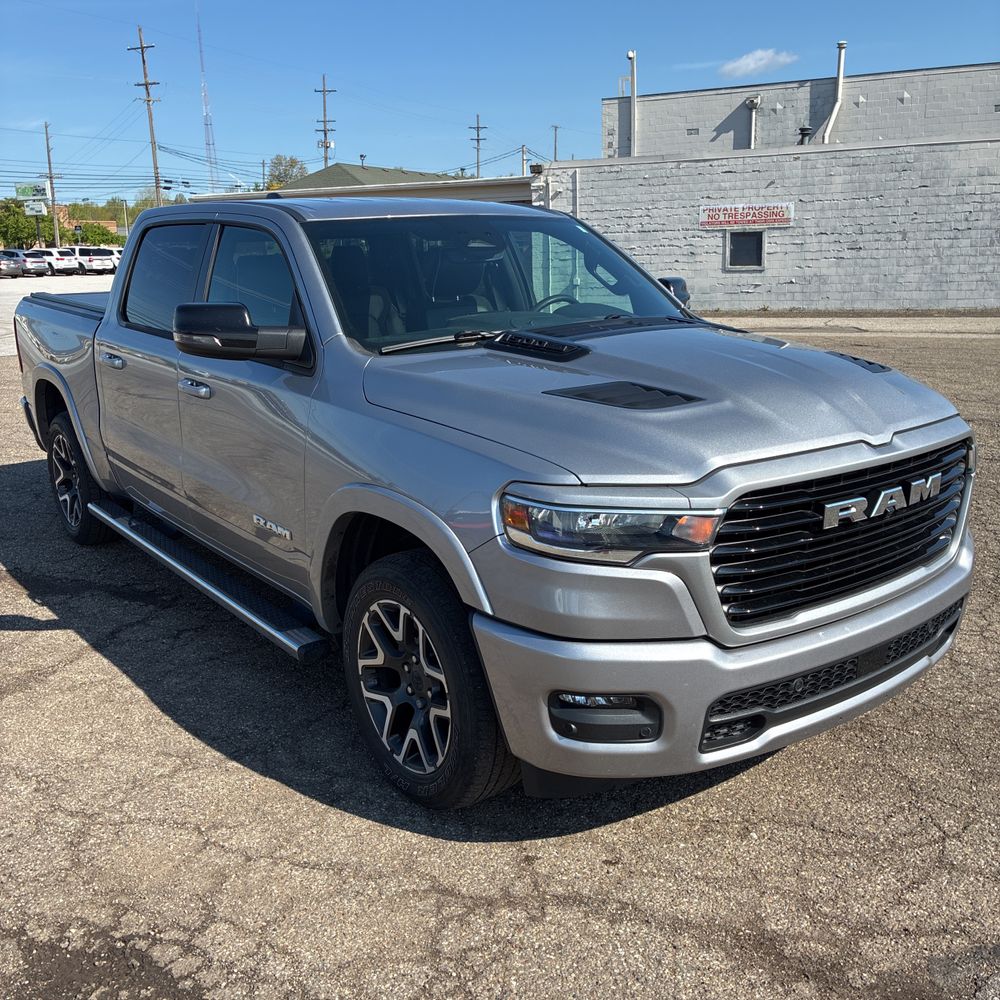 2025 Ram 1500 Laramie Crew Cab 4x4 5'7" Box