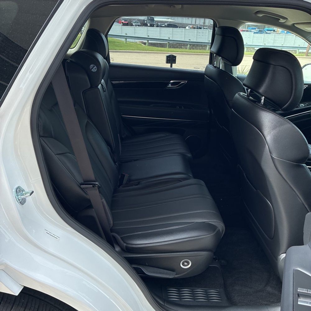 2025 Genesis GV80 2.5T Standard