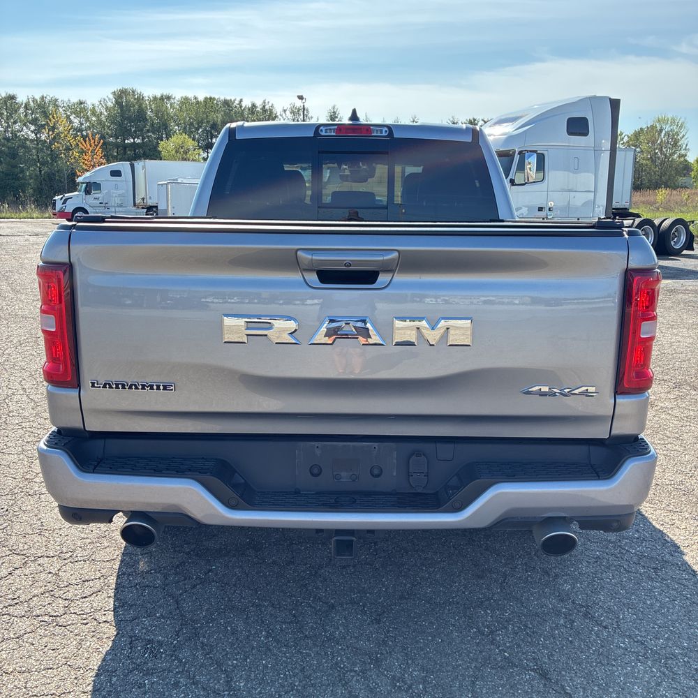 2025 Ram 1500 Laramie Crew Cab 4x4 5'7" Box