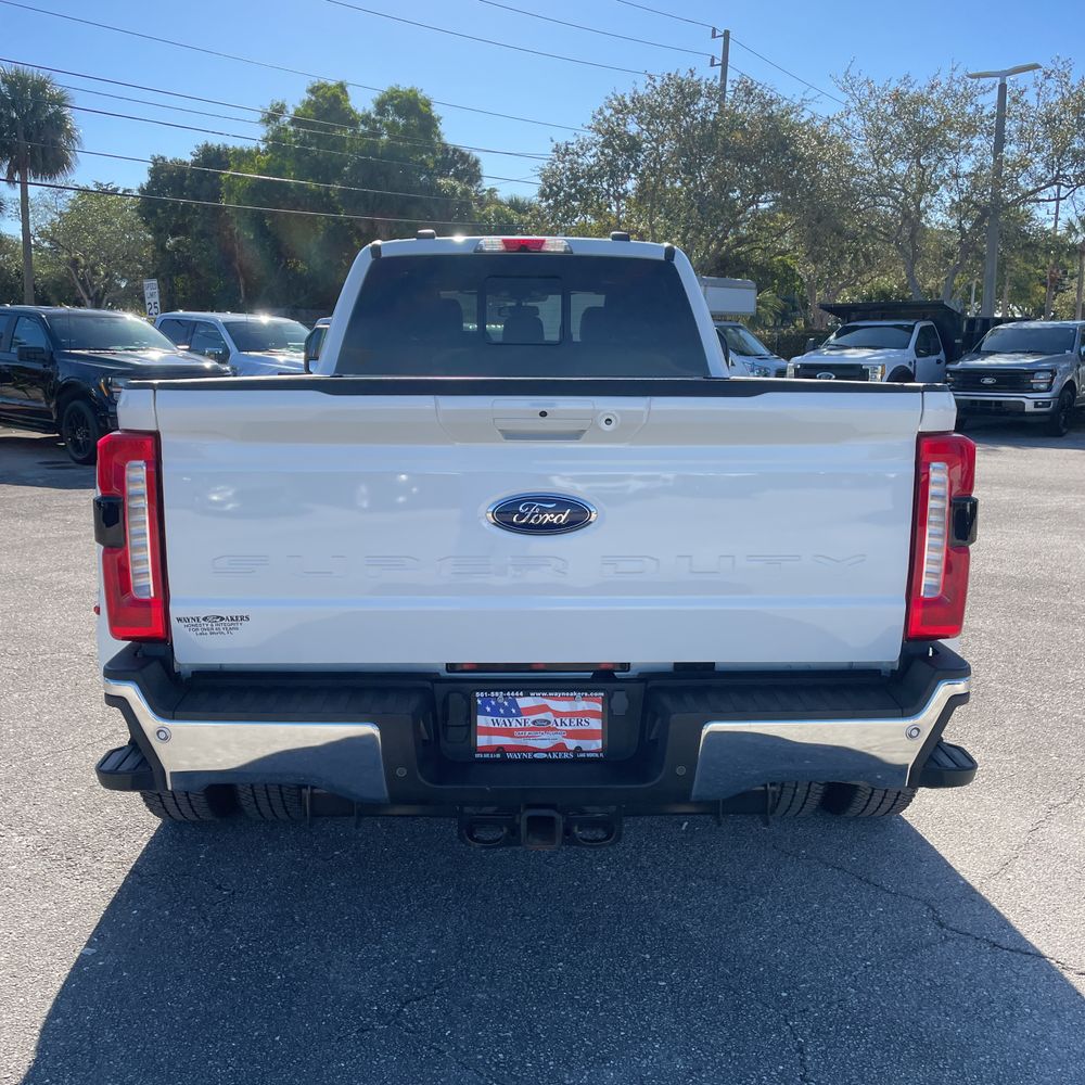 2024 Ford F-350 Super Duty Lariat