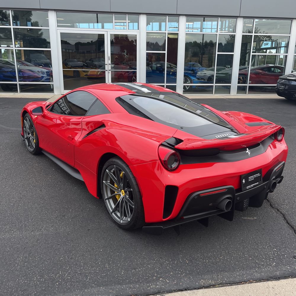2020 Ferrari 488 Pista
