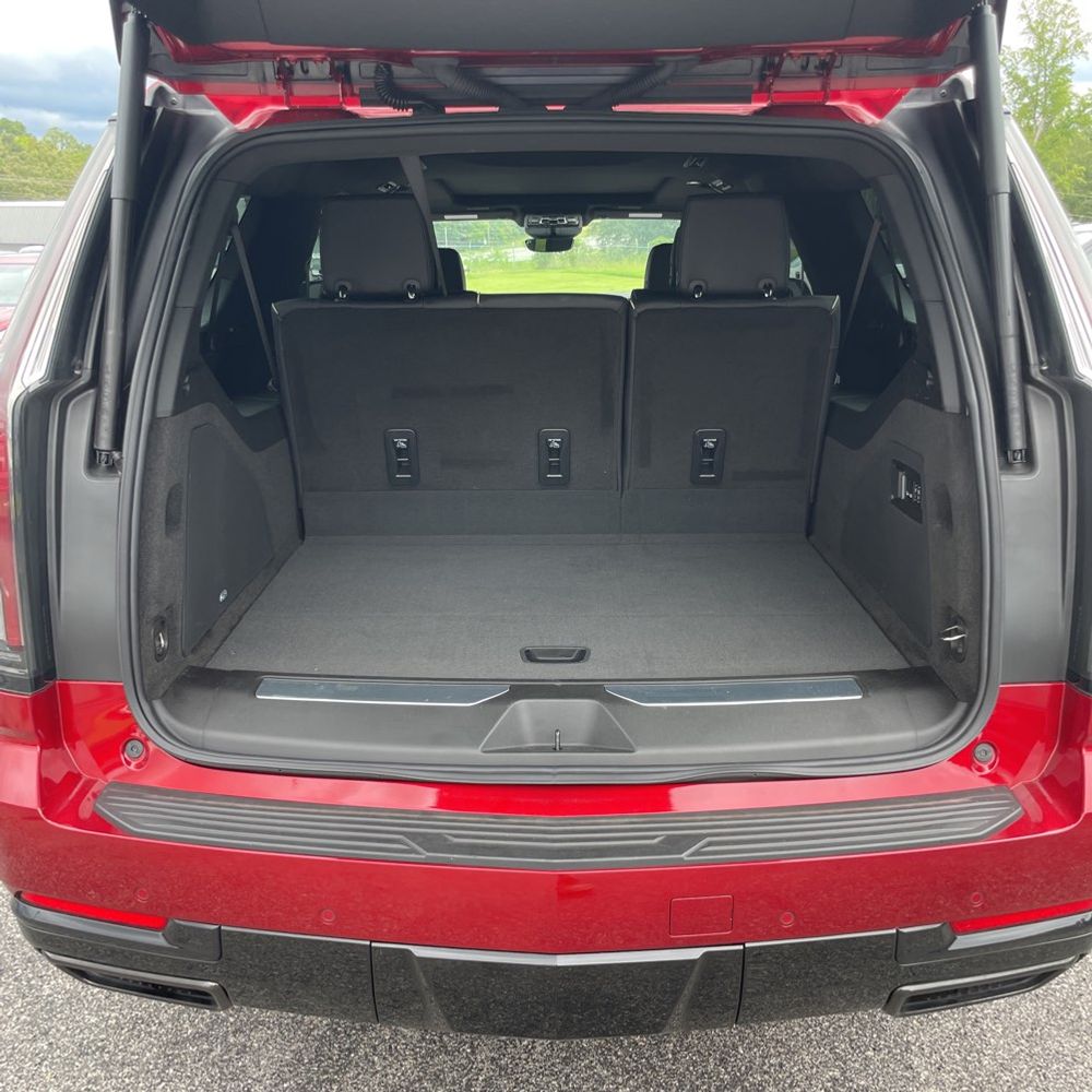 2025 Cadillac Escalade ESV Sport