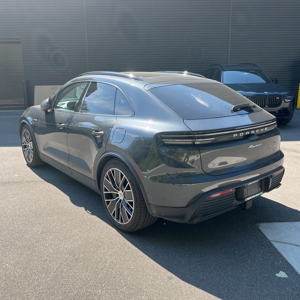 2024 Porsche Macan EV 4