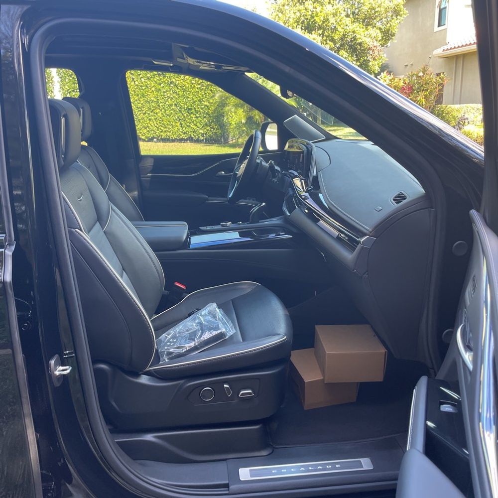 2024 Cadillac Escalade ESV Sport