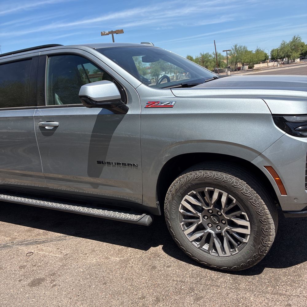 2025 Chevrolet Suburban Z71