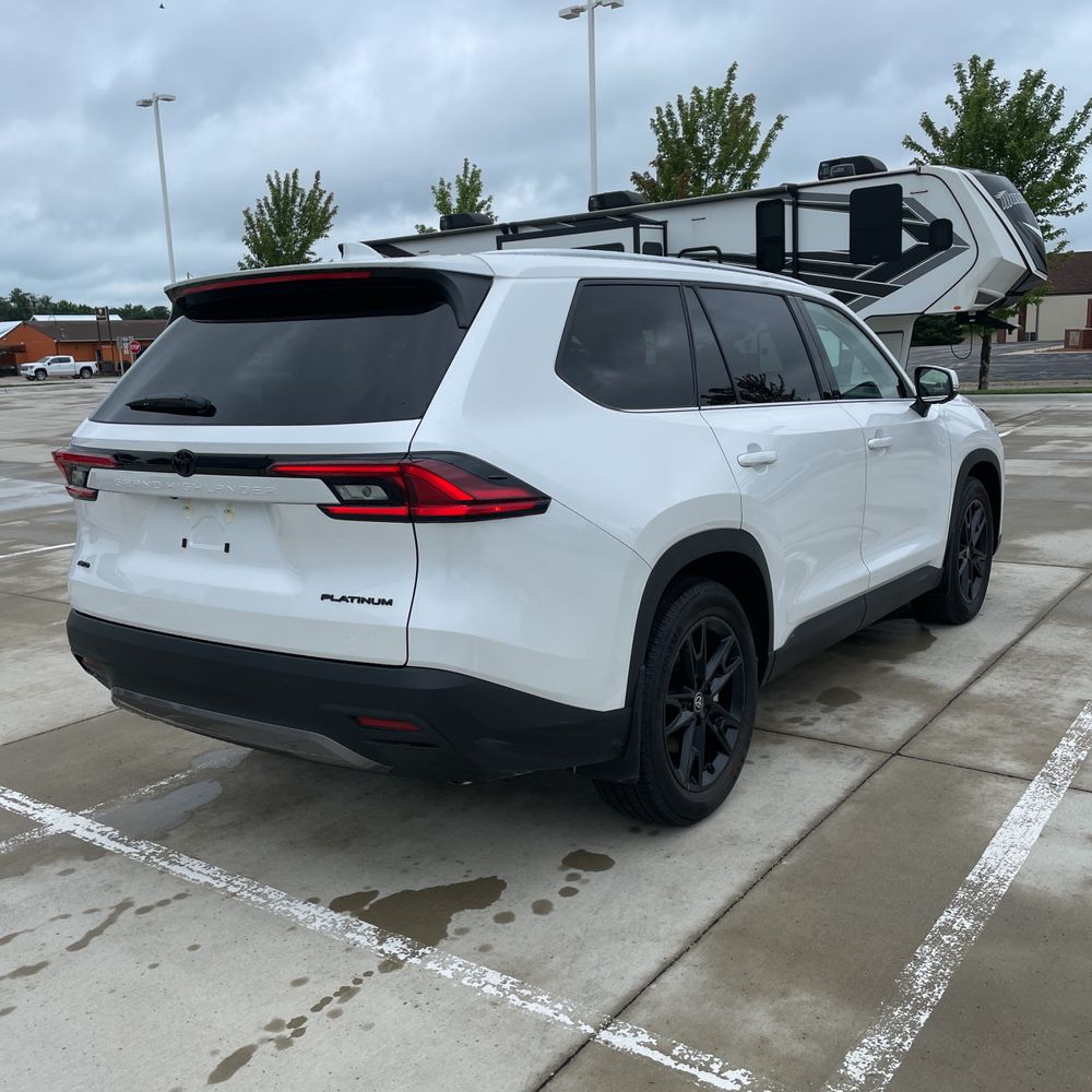 2025 Toyota Grand Highlander Platinum