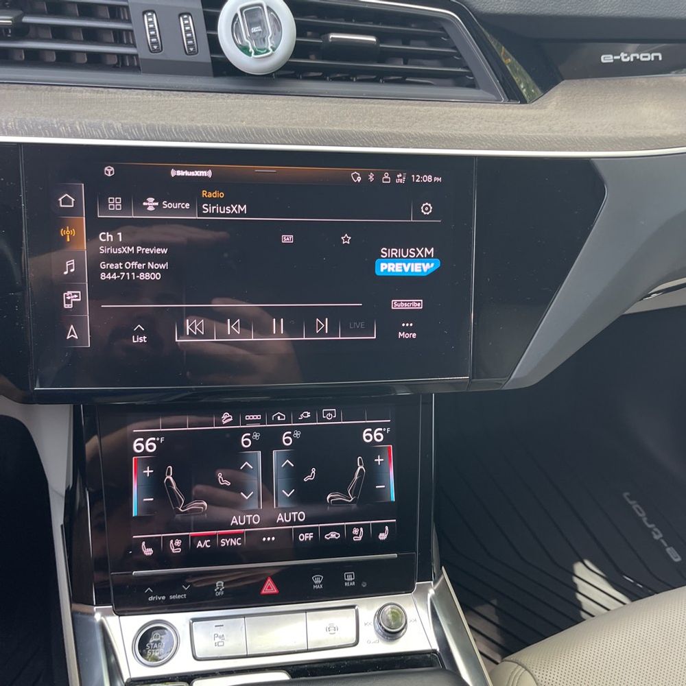 2024 Audi Q8 e-tron quattro Premium Plus