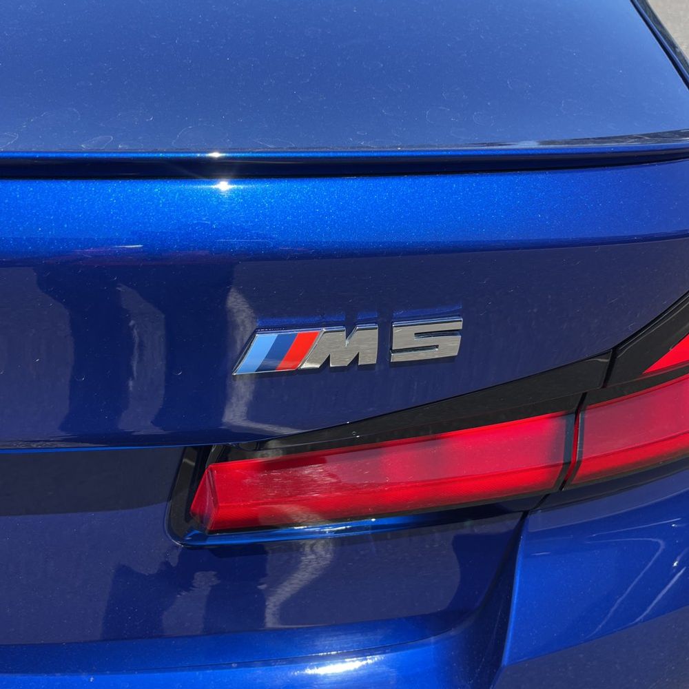 2022 BMW M5 Base