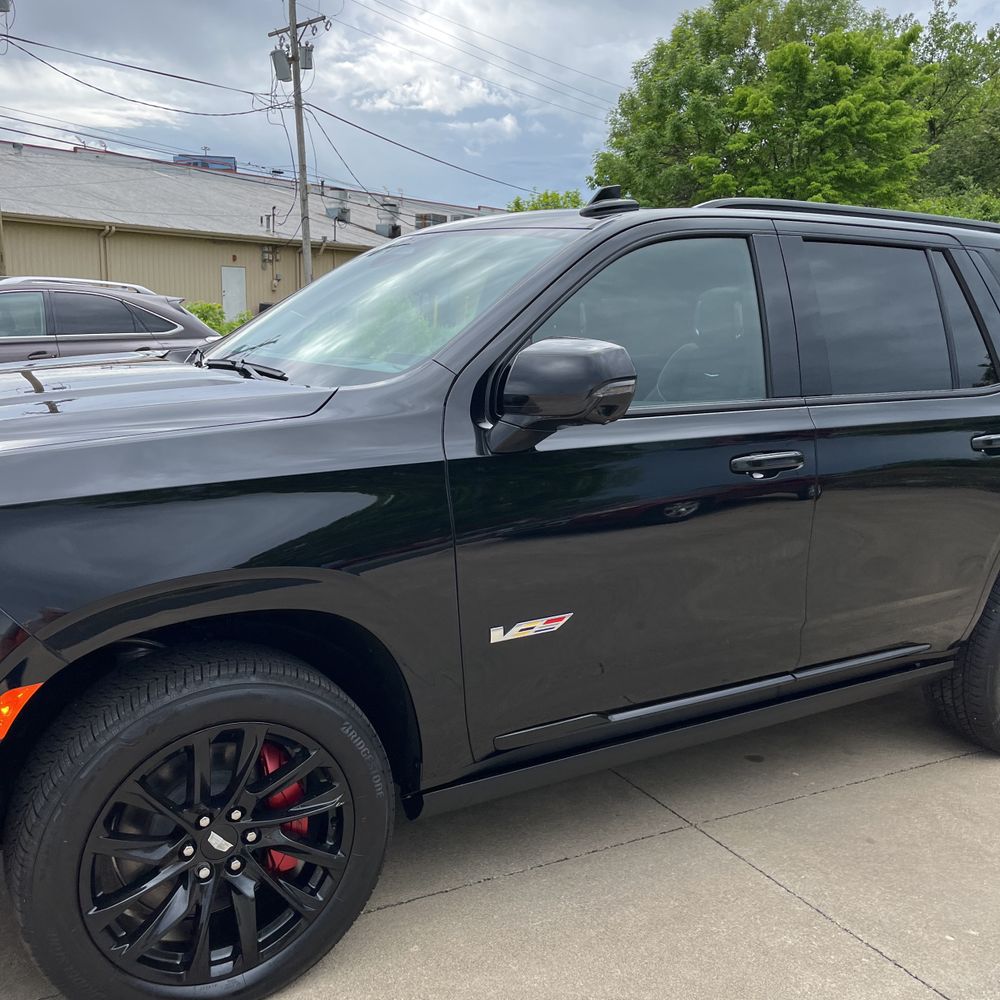 2024 Cadillac Escalade-V Base