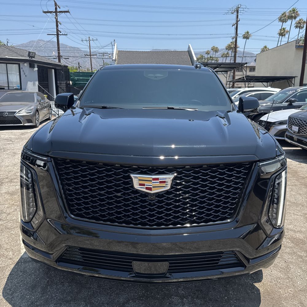 2025 Cadillac Escalade ESV Sport