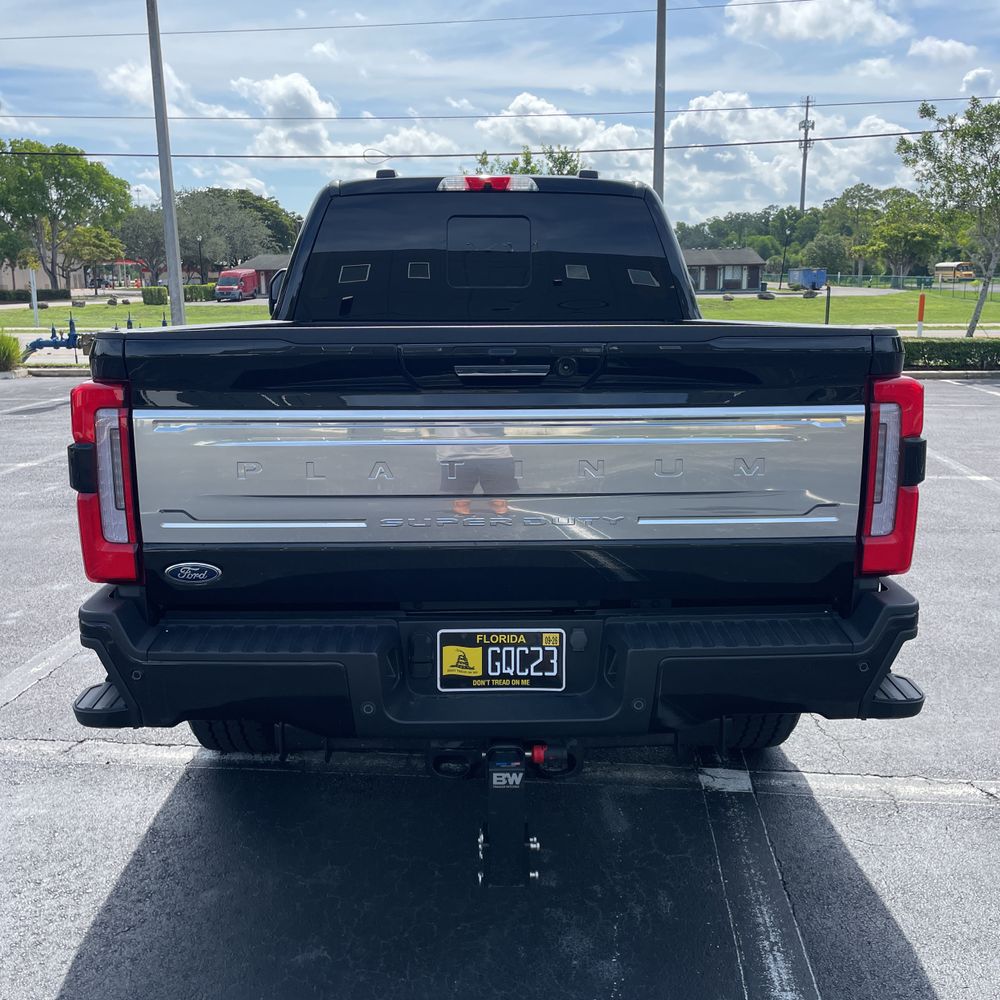 2024 Ford F-350 Super Duty Platinum