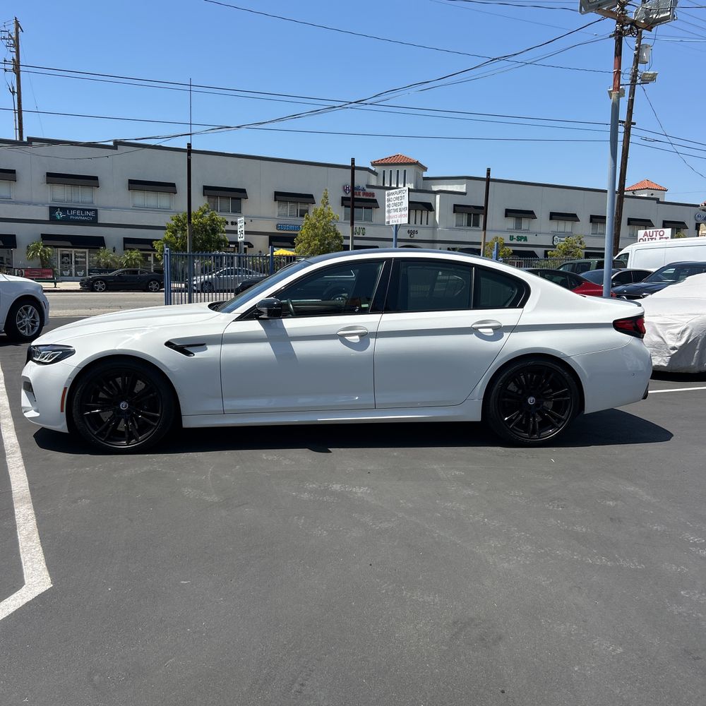 2023 BMW M5 Base