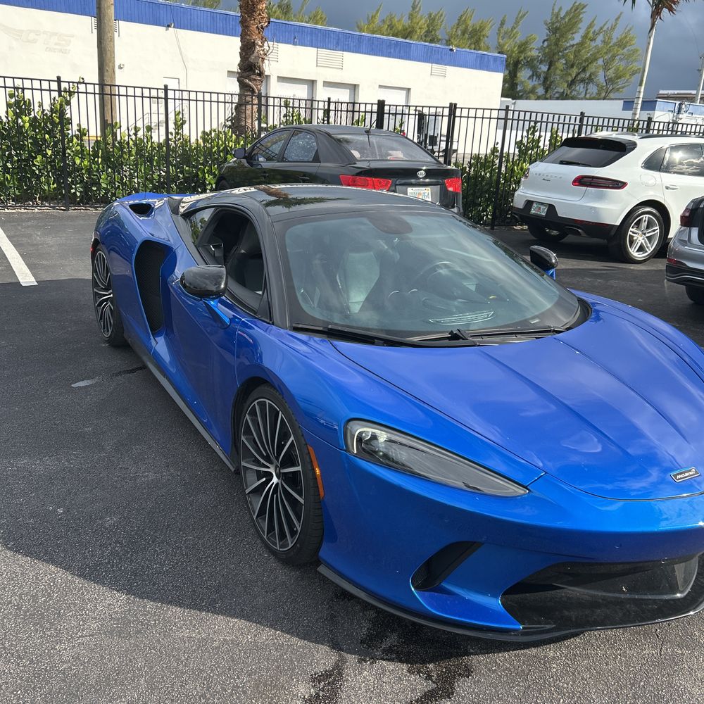 2021 McLaren GT  2D Coupe