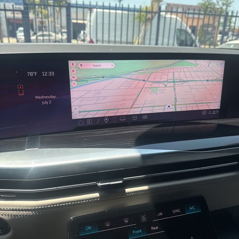 2025 Cadillac Escalade ESV Sport